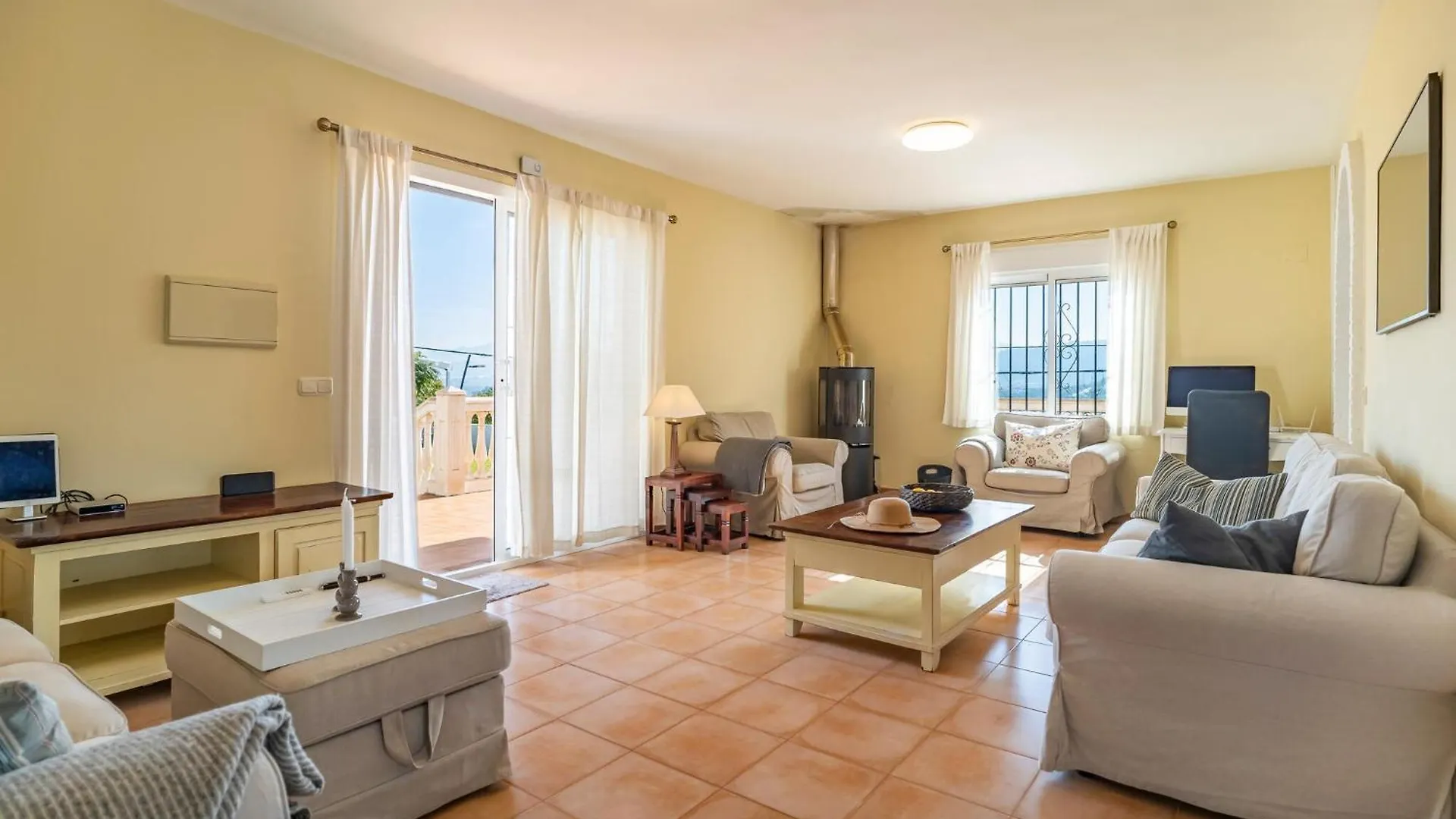 Holiday home Cozy Home In Coin With Outdoor Swimming Pool