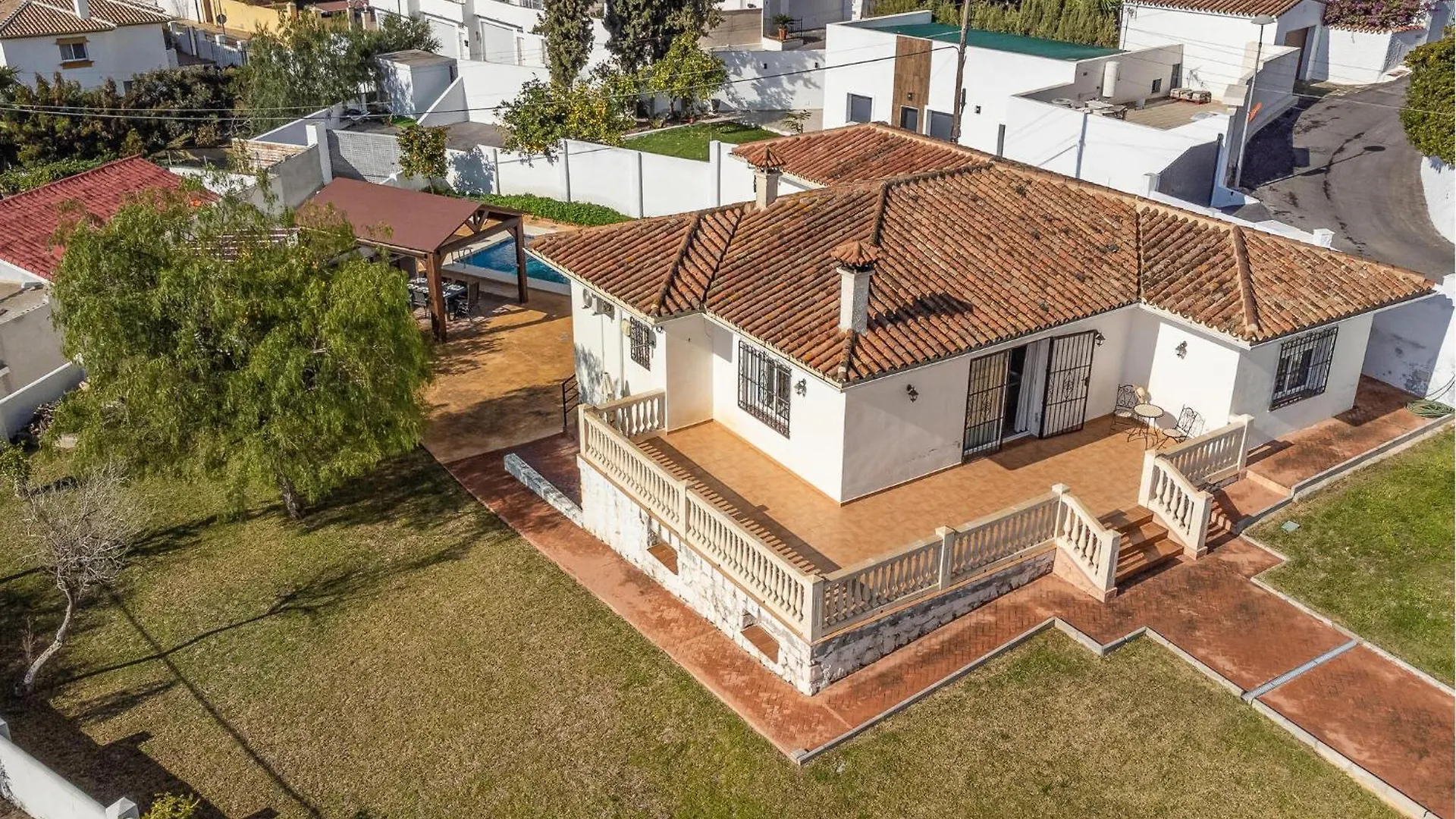 Cozy Home In Coin With Outdoor Swimming Pool