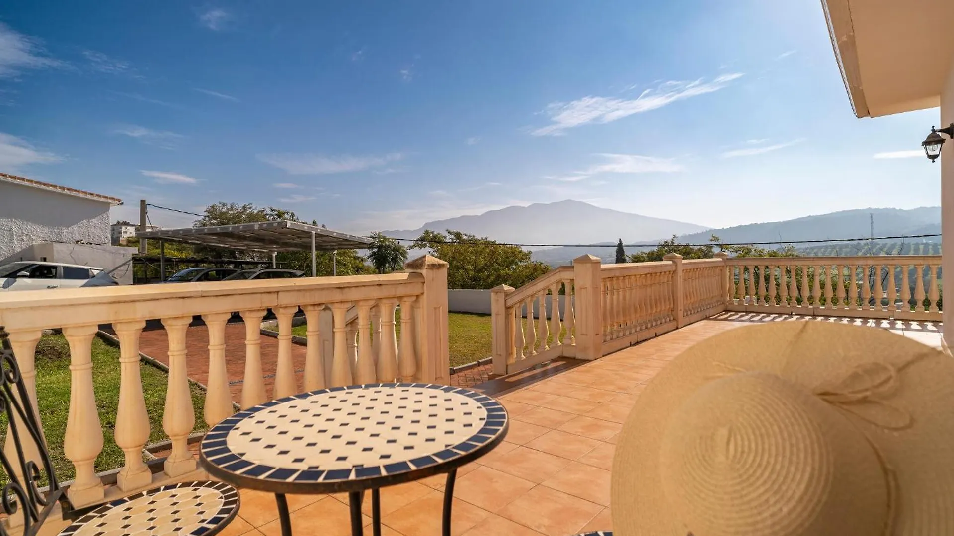 Σπίτι διακοπών Cozy Home In Coin With Outdoor Swimming Pool